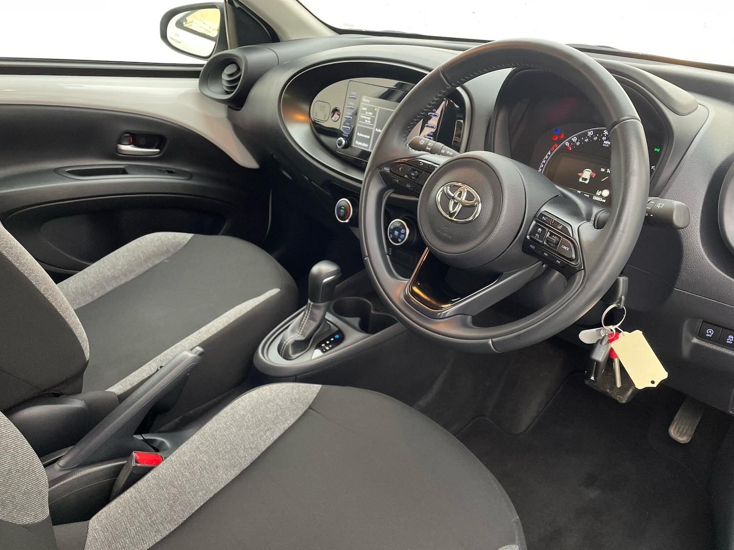 Used Toyota Aygo X 2022 for sale - 77523823: Photo 5
