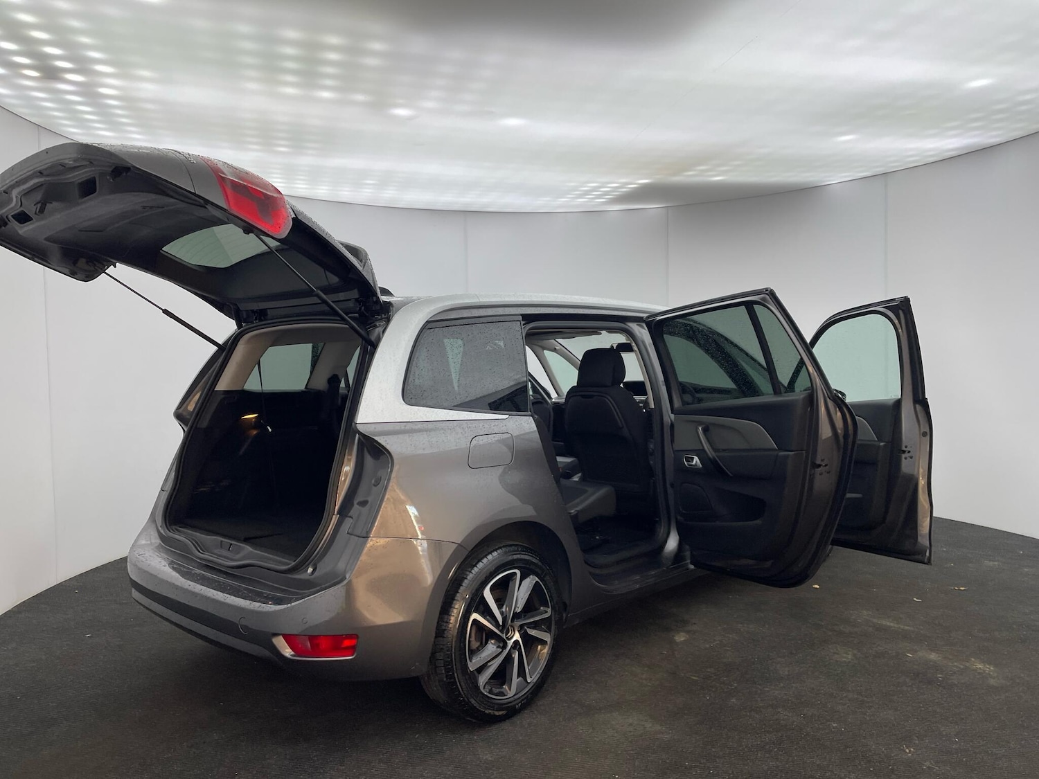 Used Citroen C4 Grand Picasso 2022 for sale - 76765873: Photo 39