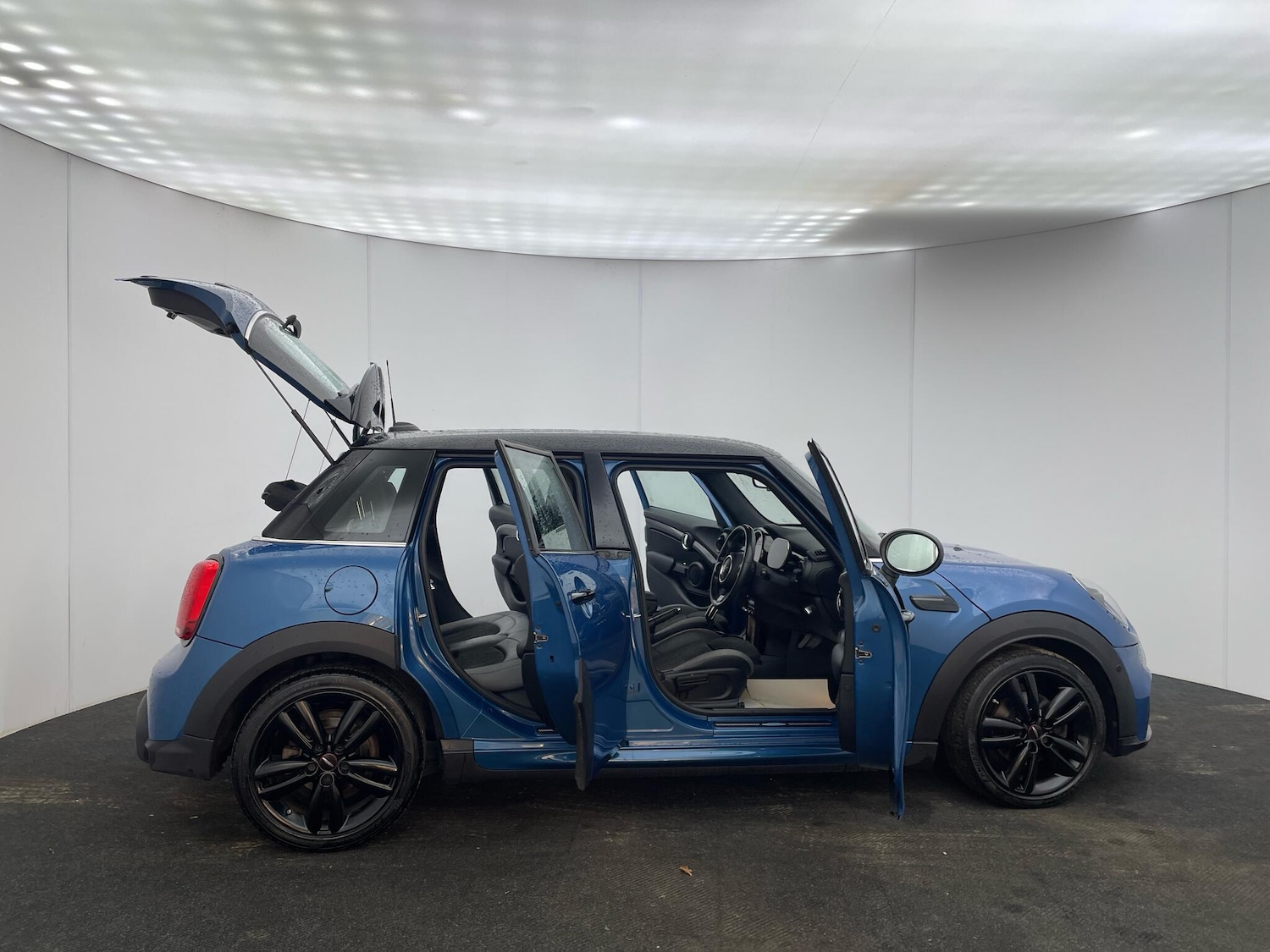 Used MINI Hatch 2021 for sale - 76370571: Photo 5