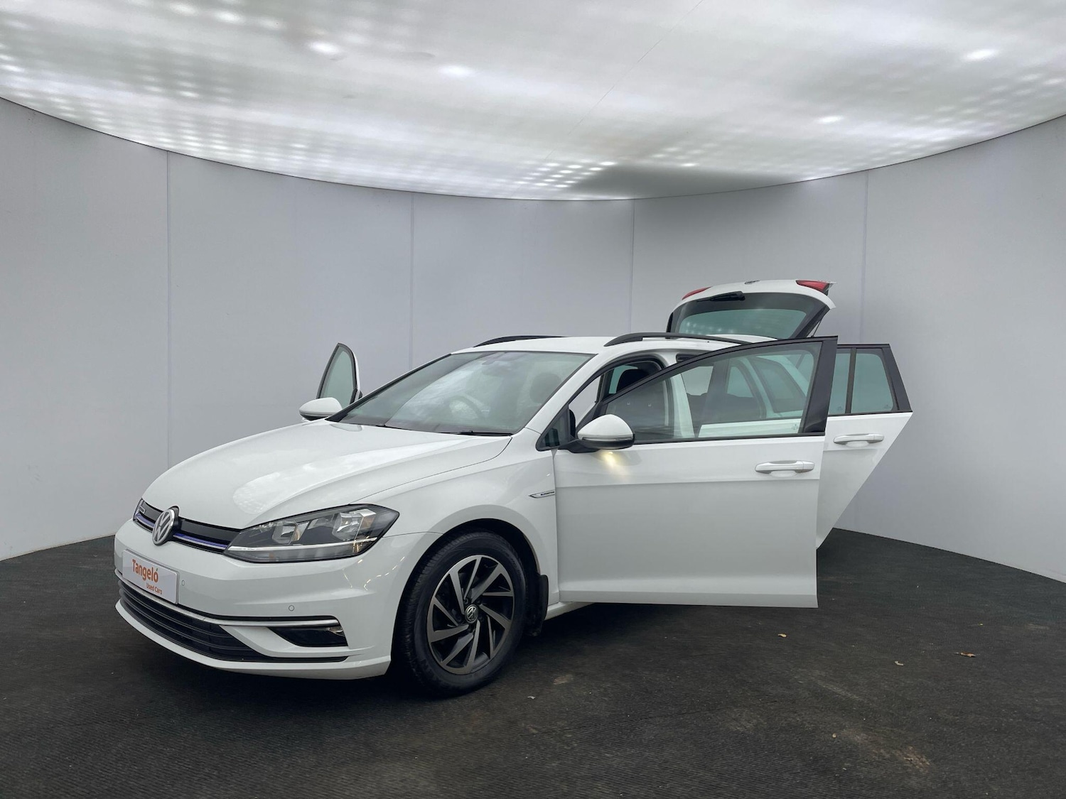 Used Volkswagen Golf 2019 for sale - 76765843: Photo 3