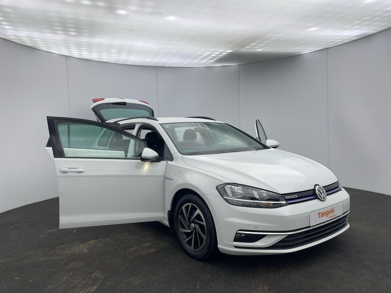 Used Volkswagen Golf 2019 for sale - 76765843: Photo 5
