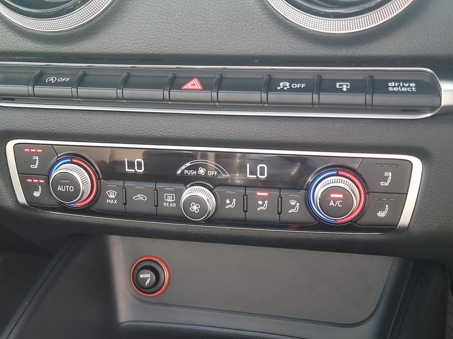 Used Audi A3 2014 for sale - 76584543: Photo 20