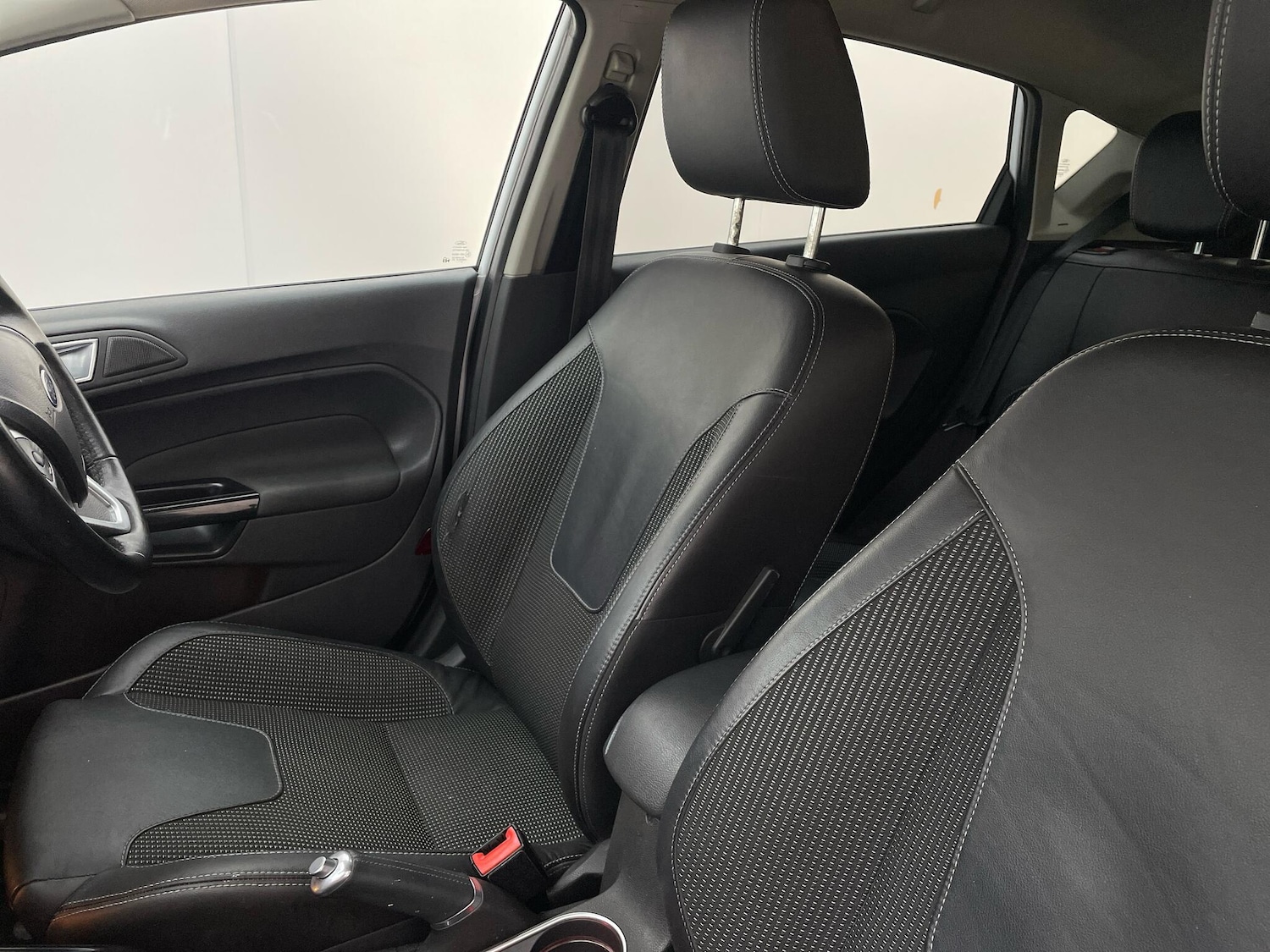 Used Ford Fiesta 2014 for sale - 76765222: Photo 29