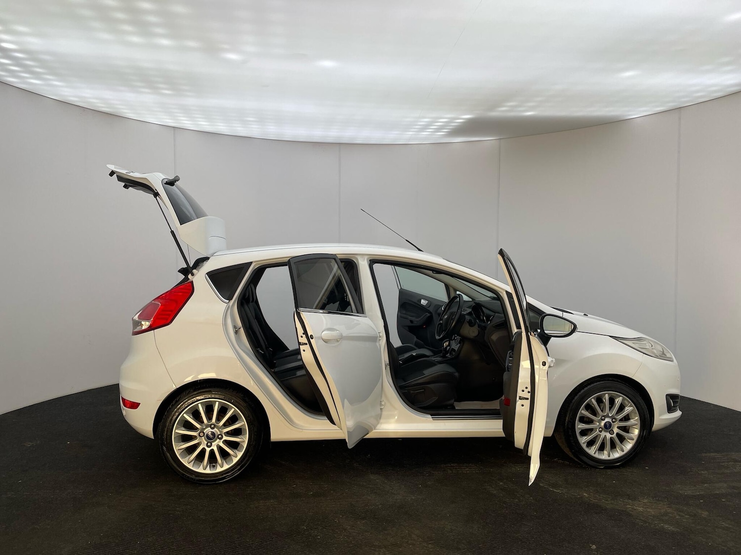 Used Ford Fiesta 2014 for sale - 76765222: Photo 31