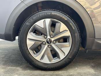 Used Kia Niro 2020 for sale - 74862372: Photo