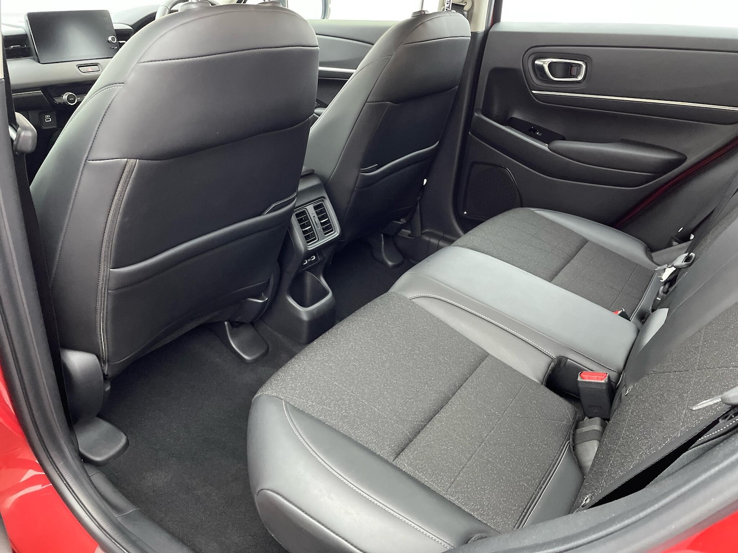 Used Honda HR-V 2024 for sale - 76072608: Photo 18