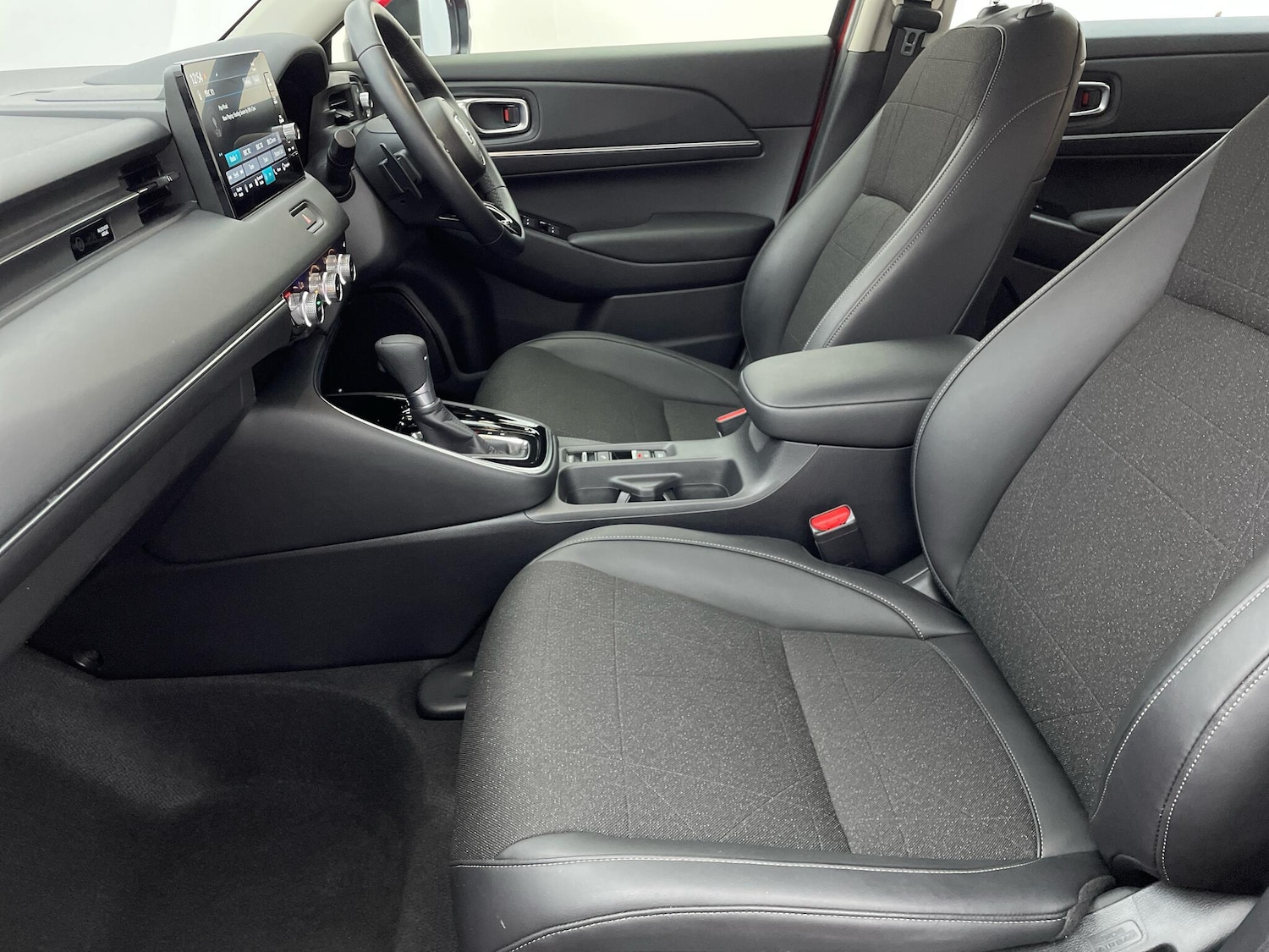 Used Honda HR-V 2024 for sale - 76072608: Photo 34