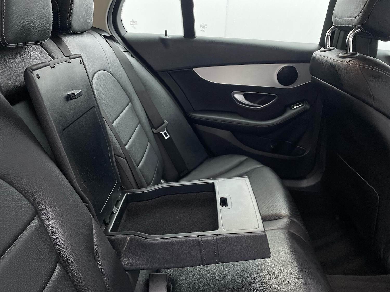 Used Mercedes-Benz C Class 2017 for sale - 76644628: Photo 17