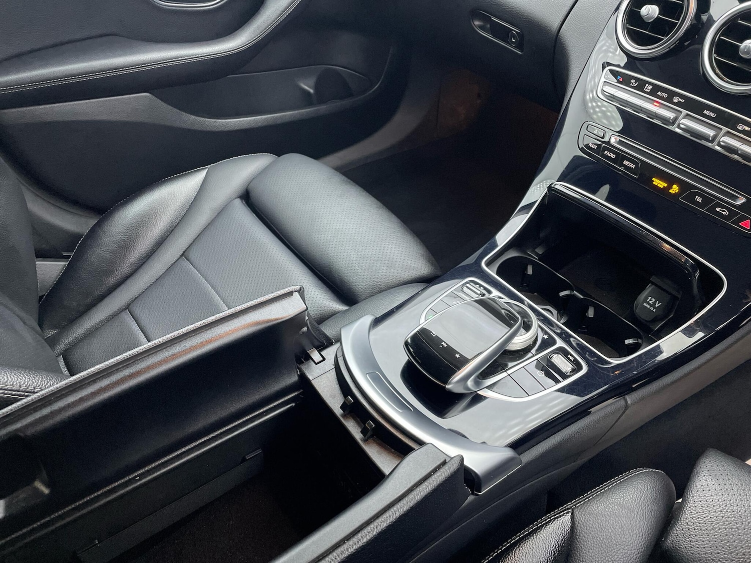 Used Mercedes-Benz C Class 2017 for sale - 76644628: Photo 24