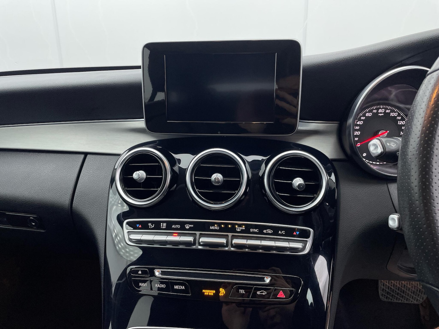 Used Mercedes-Benz C Class 2017 for sale - 76644628: Photo 25