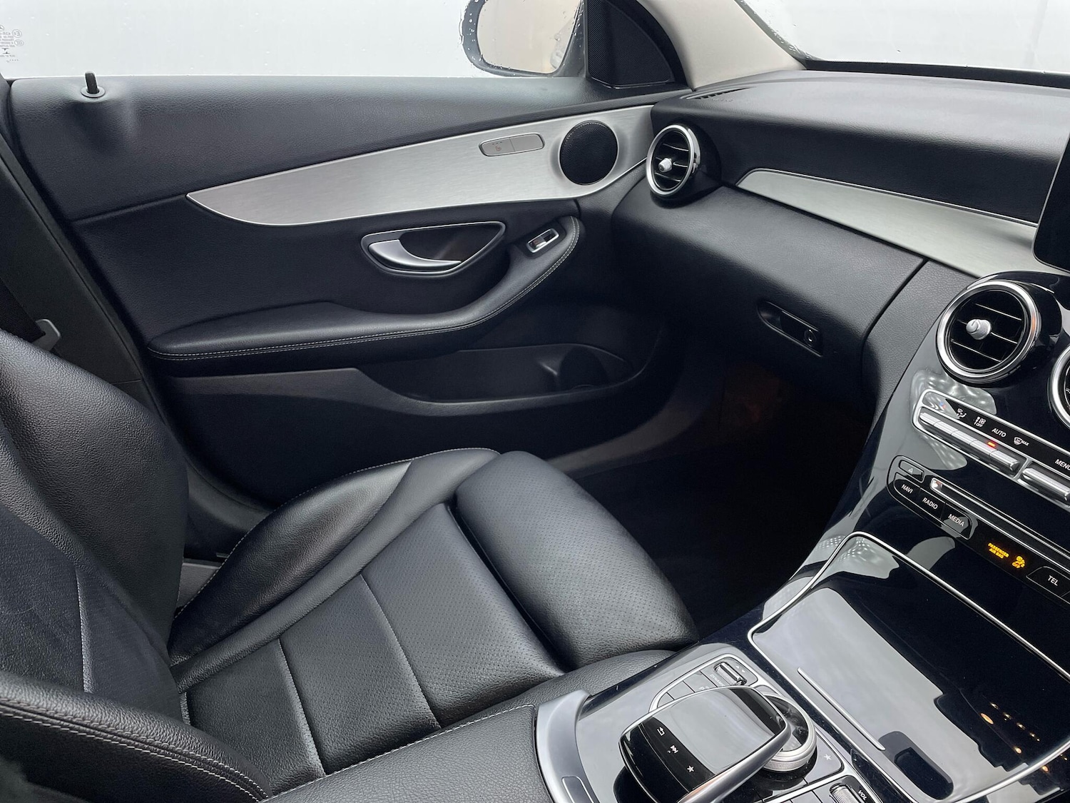 Used Mercedes-Benz C Class 2017 for sale - 76644628: Photo 26