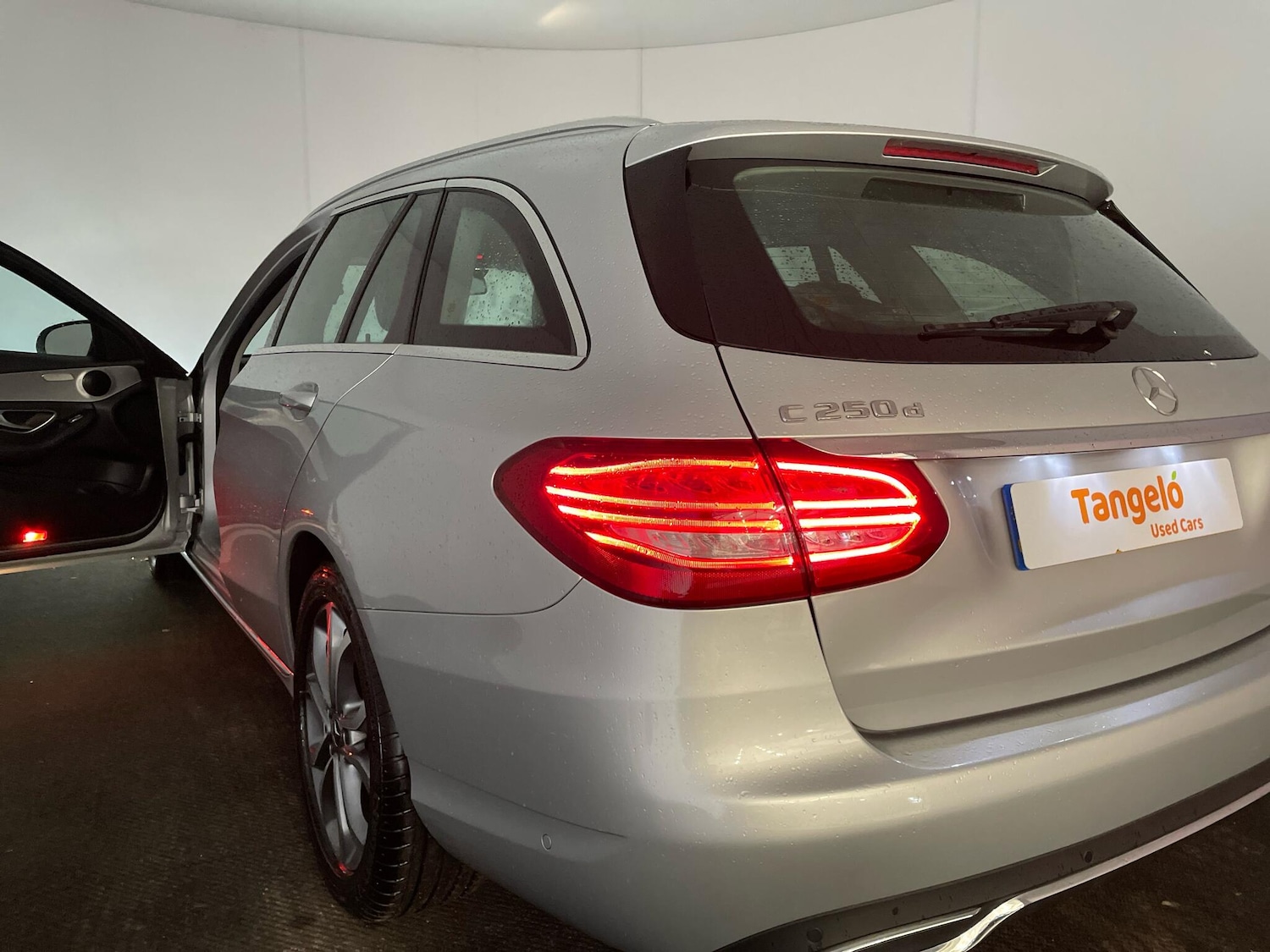 Used Mercedes-Benz C Class 2017 for sale - 76644628: Photo 34