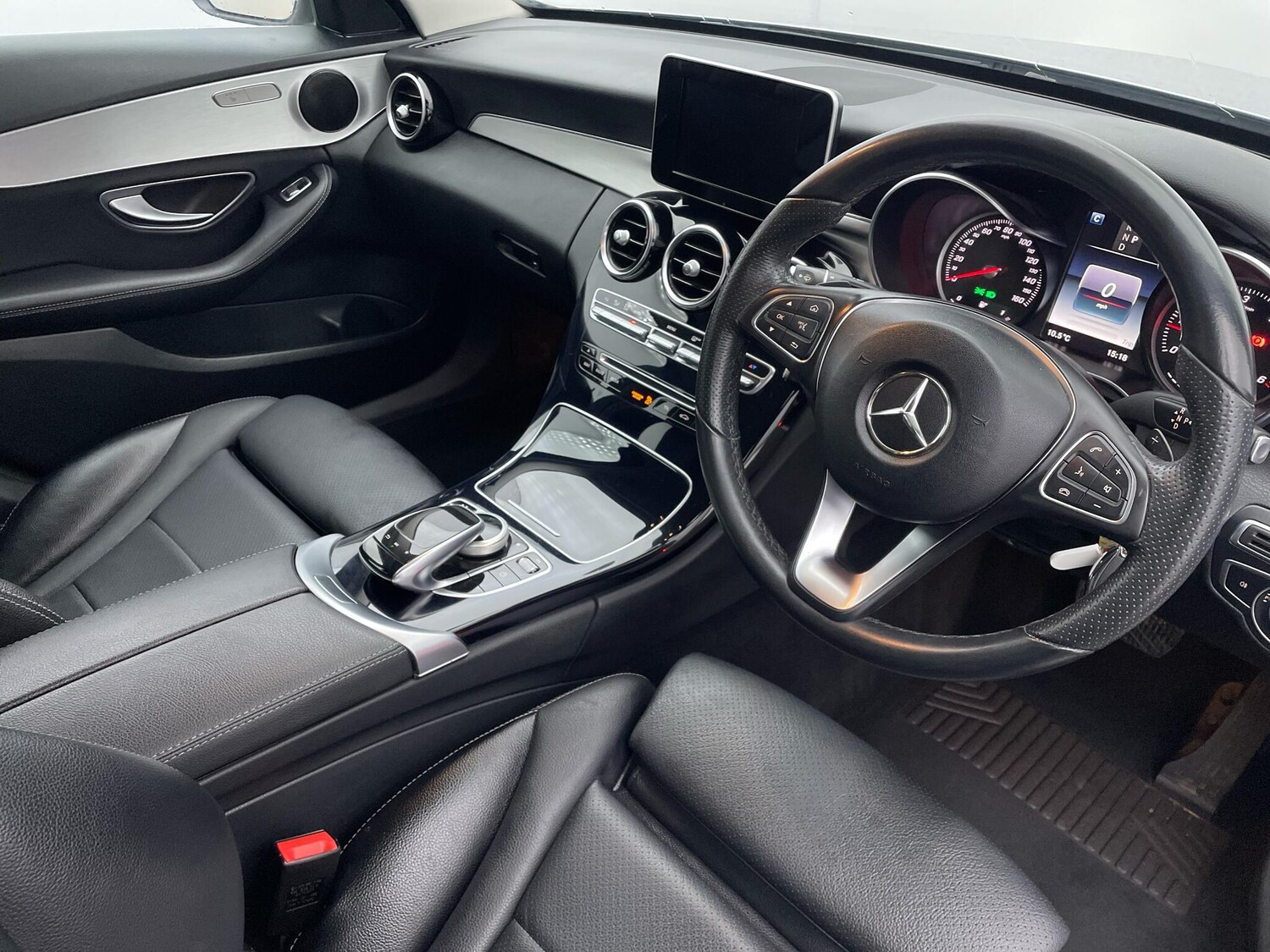 Used Mercedes-Benz C Class 2017 for sale - 76644628: Photo 5