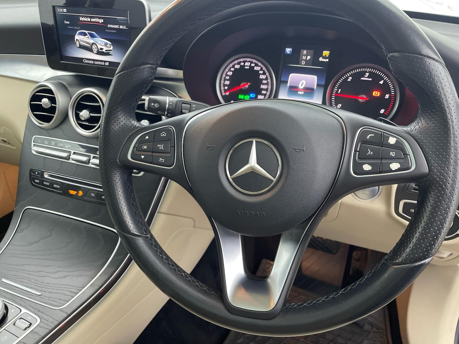 Used Mercedes-Benz GLC 2017 for sale - 76072318: Photo 23