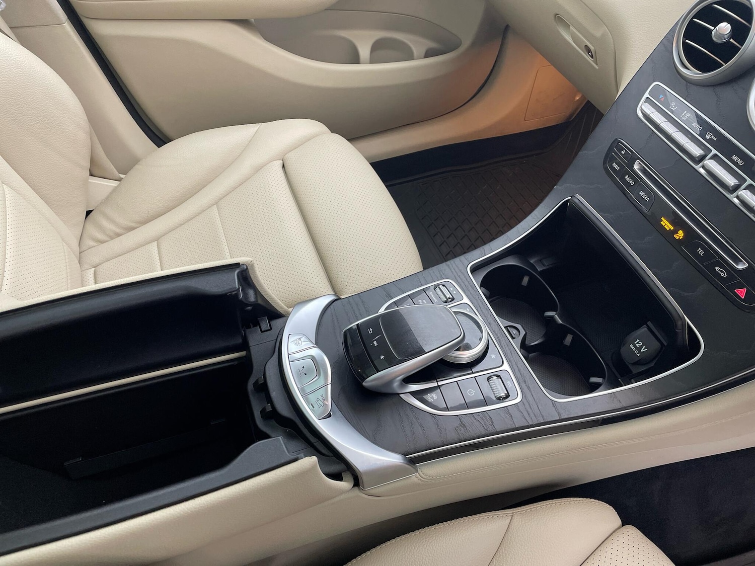 Used Mercedes-Benz GLC 2017 for sale - 76072318: Photo 25