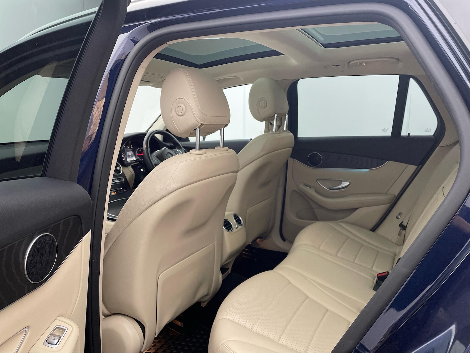 Used Mercedes-Benz GLC 2017 for sale - 76072318: Photo 37