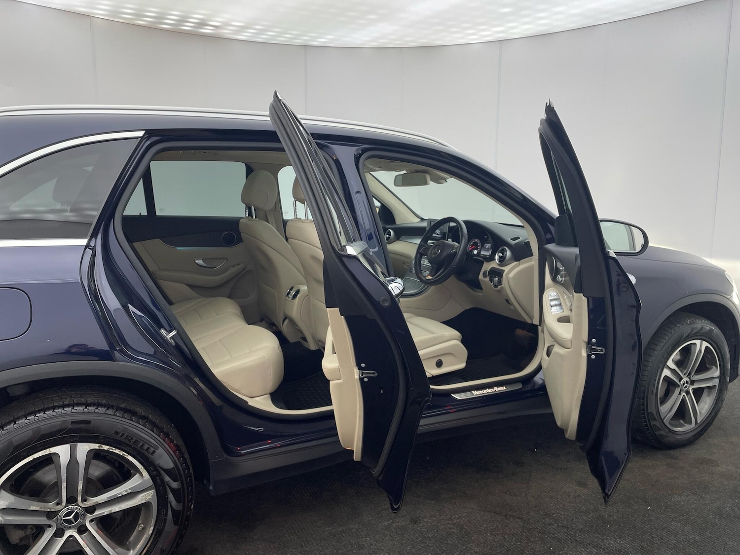 Used Mercedes-Benz GLC 2017 for sale - 76072318: Photo 39