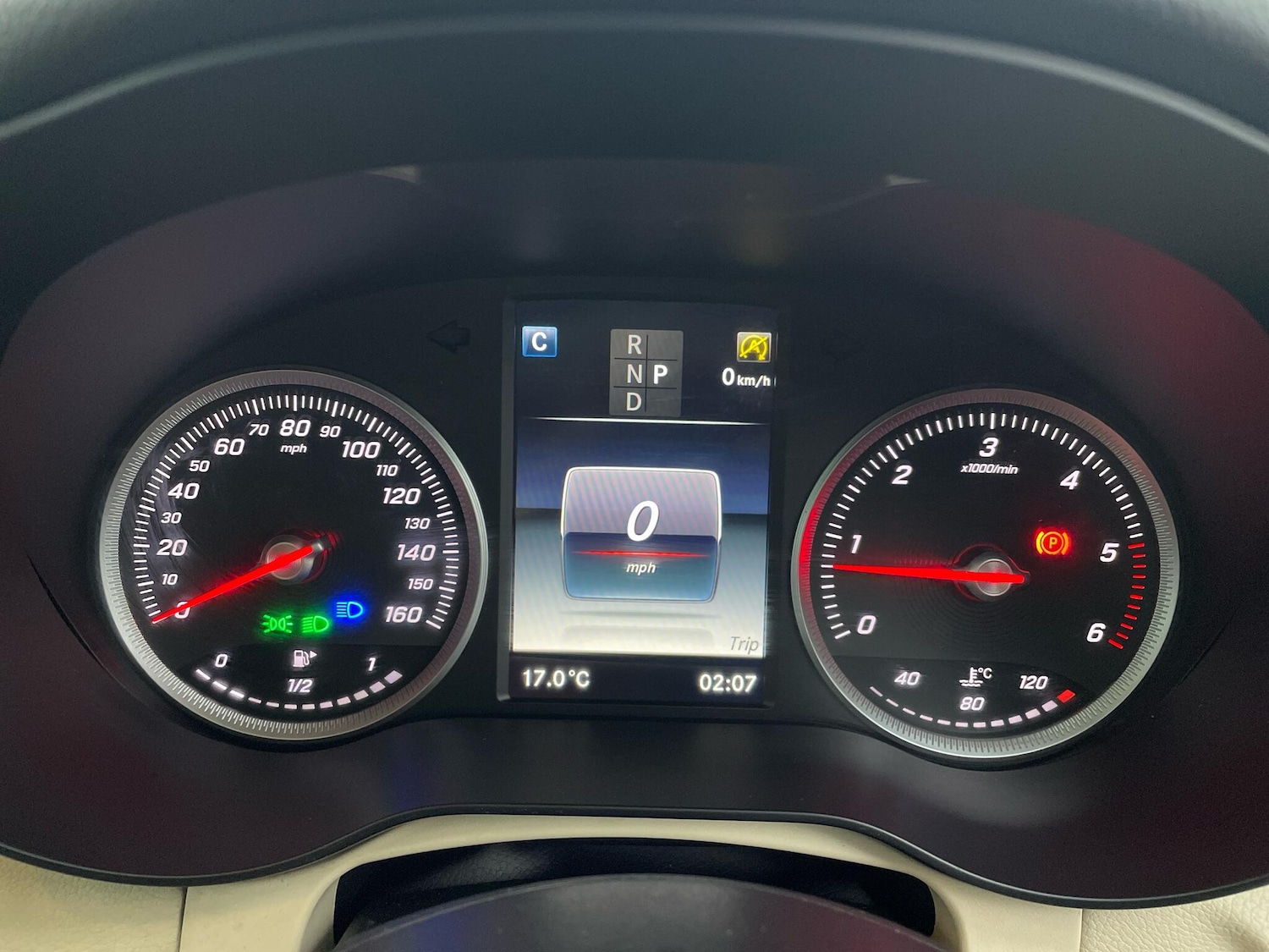 Used Mercedes-Benz GLC 2017 for sale - 76072318: Photo 6