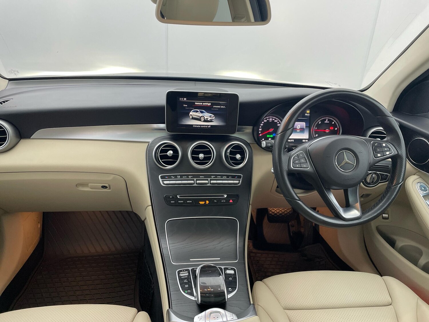 Used Mercedes-Benz GLC 2017 for sale - 76072318: Photo 7