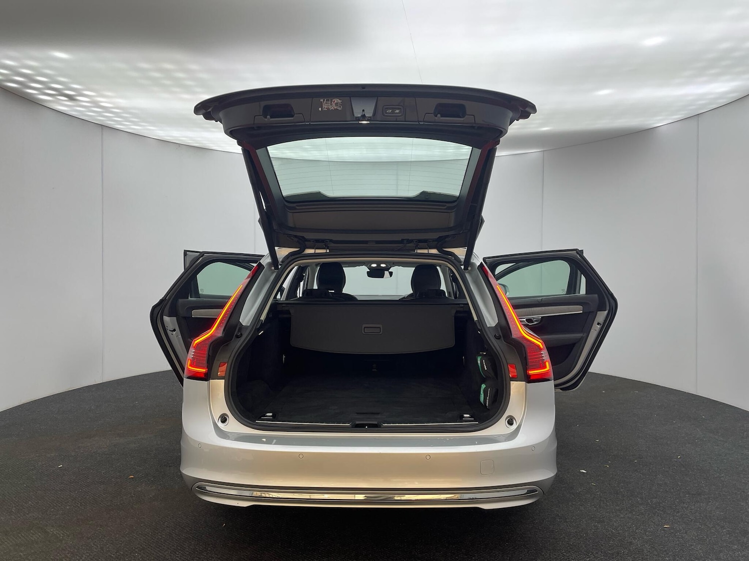 Used Volvo V90 2021 for sale - 76408452: Photo 37