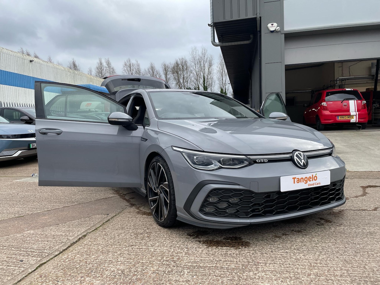 Used Volkswagen Golf 2024 for sale - 77585825: Photo 32