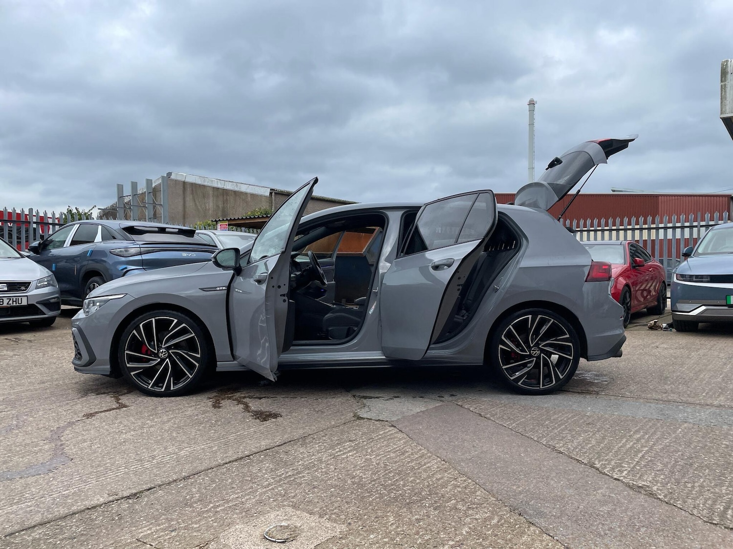 Used Volkswagen Golf 2024 for sale - 77585825: Photo 35