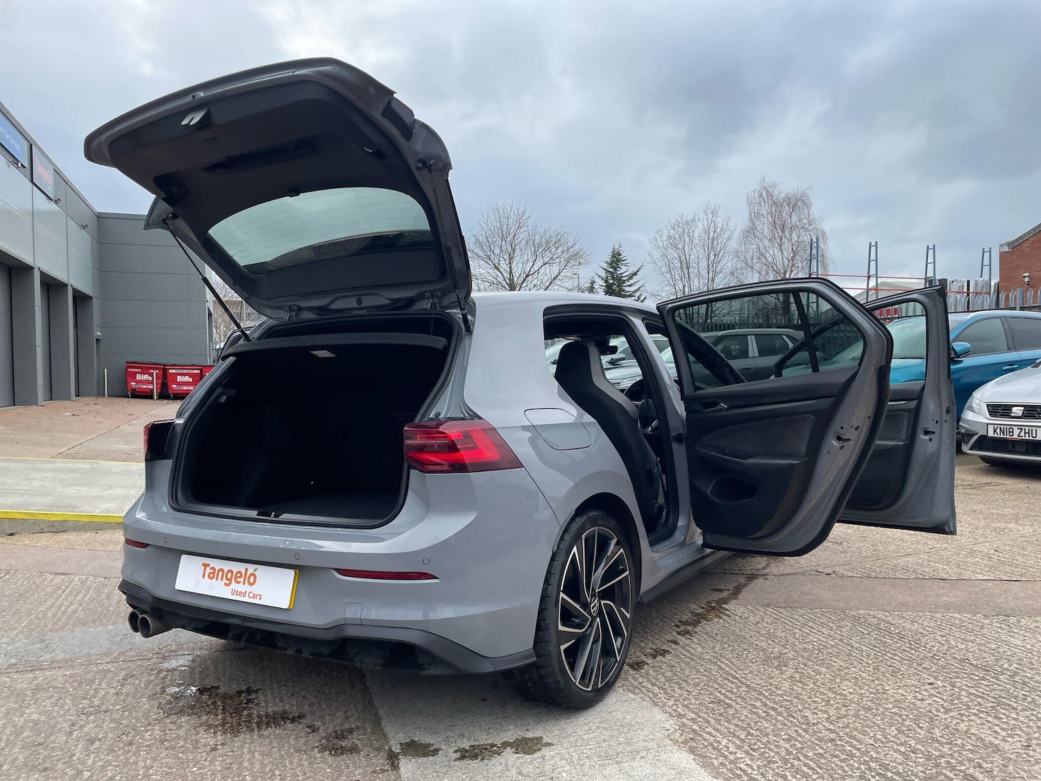 Used Volkswagen Golf 2024 for sale - 77585825: Photo 38