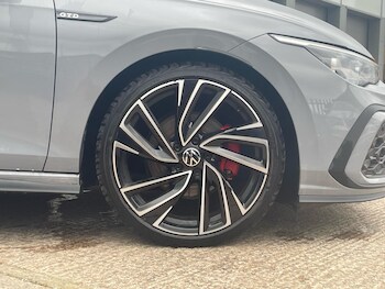 Used Volkswagen Golf 2024 for sale - 77585825: Photo