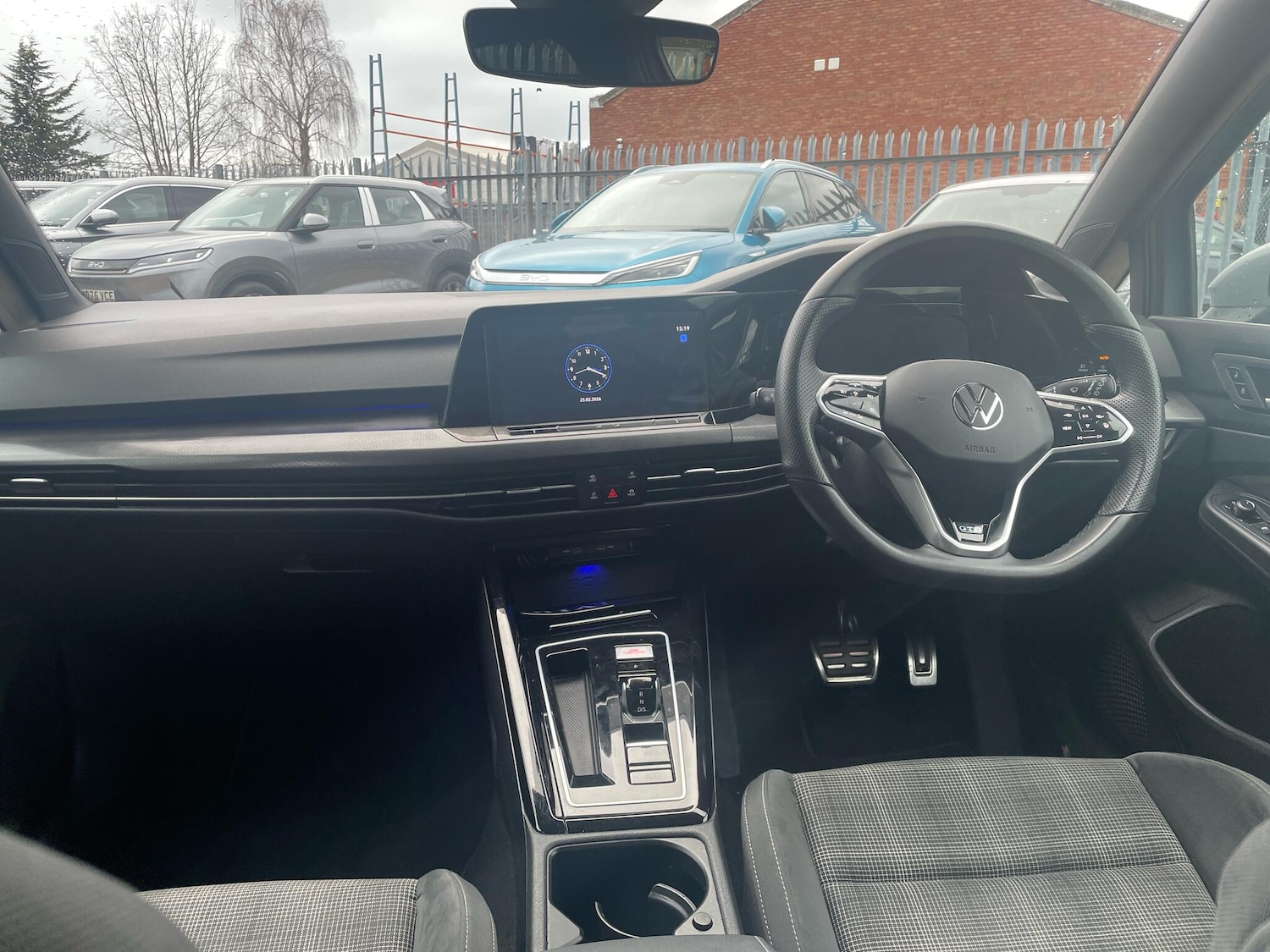 Used Volkswagen Golf 2024 for sale - 77585825: Photo 7