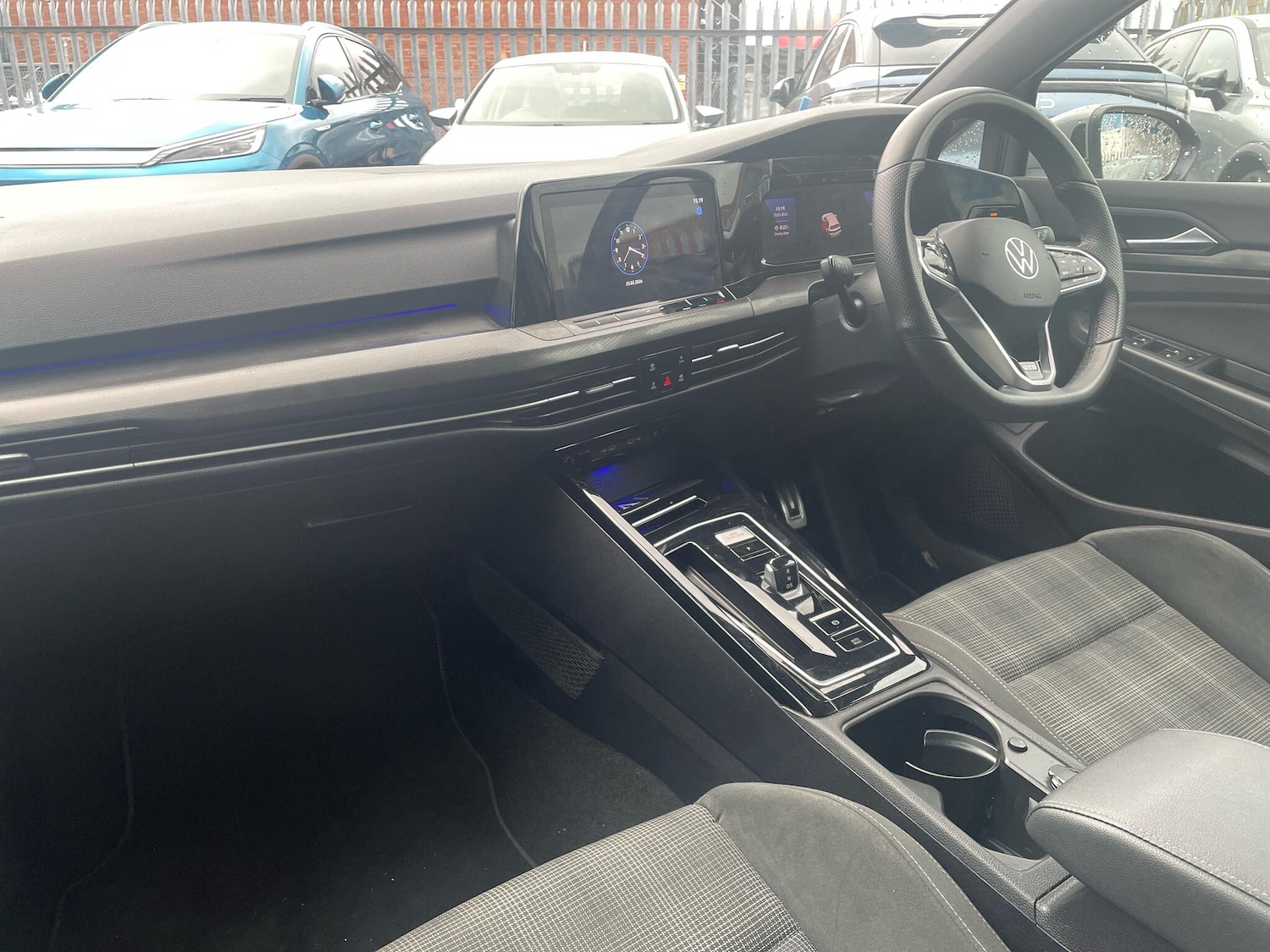 Used Volkswagen Golf 2024 for sale - 77585825: Photo 9