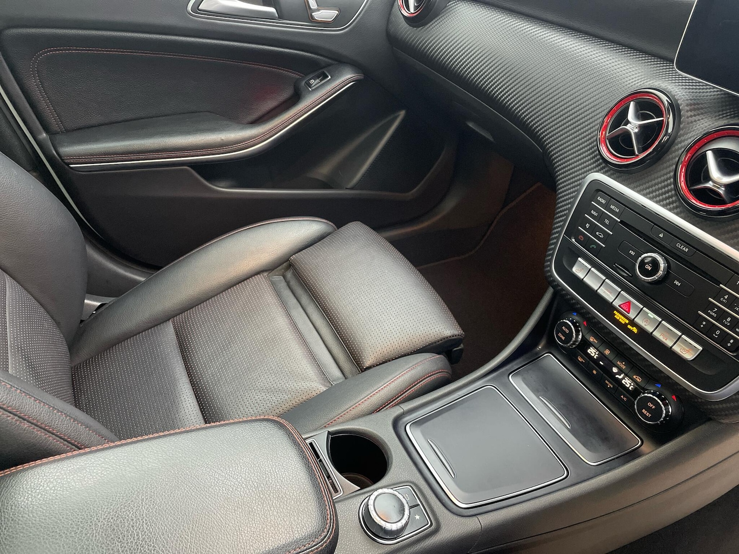 Used Mercedes-Benz A-Class 2016 for sale - 76765287: Photo 22