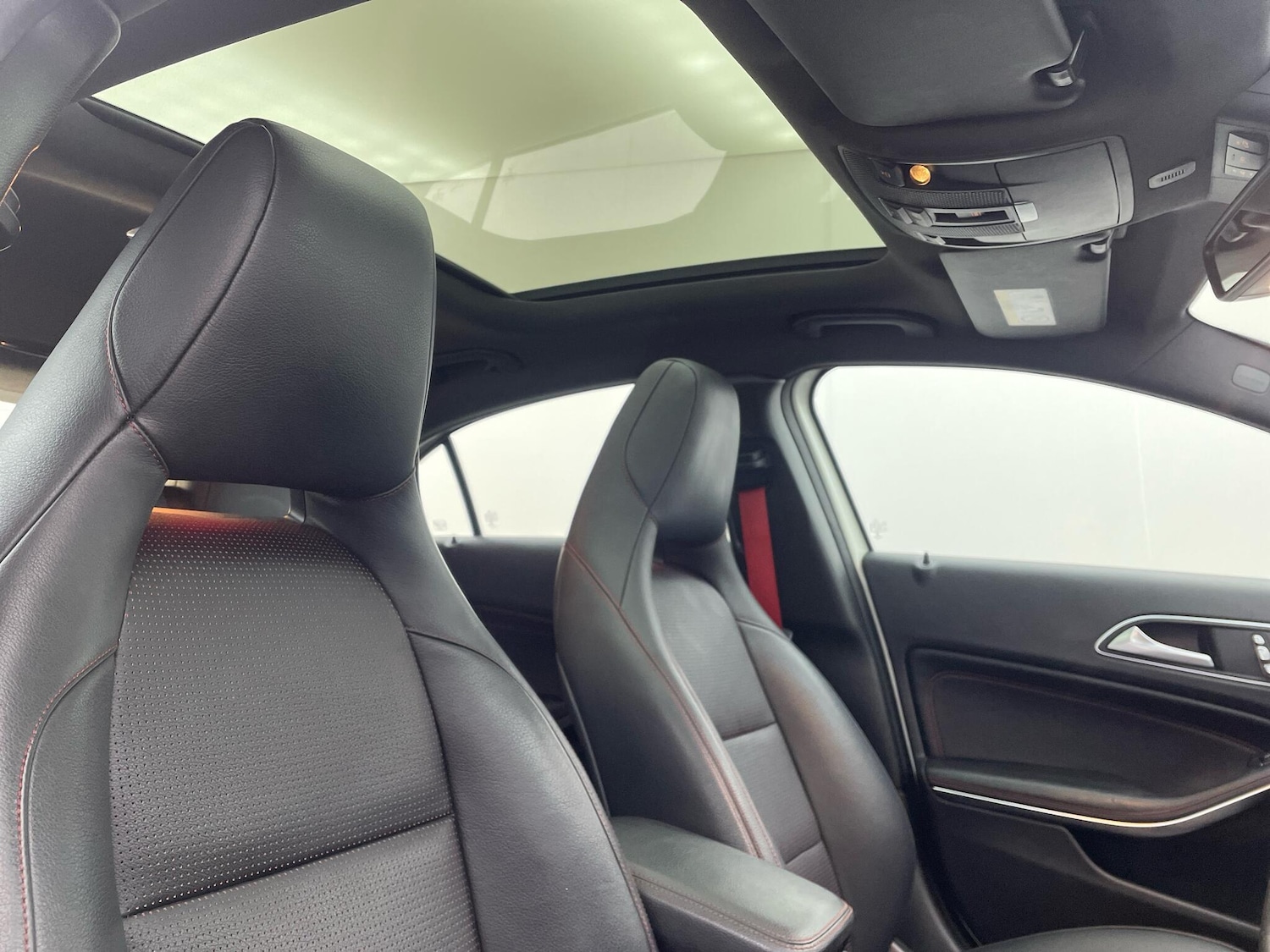 Used Mercedes-Benz A-Class 2016 for sale - 76765287: Photo 28