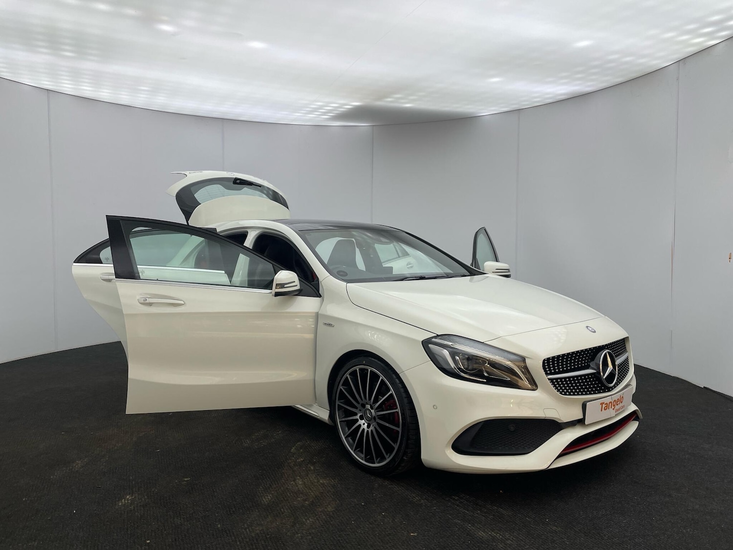 Used Mercedes-Benz A-Class 2016 for sale - 76765287: Photo 39