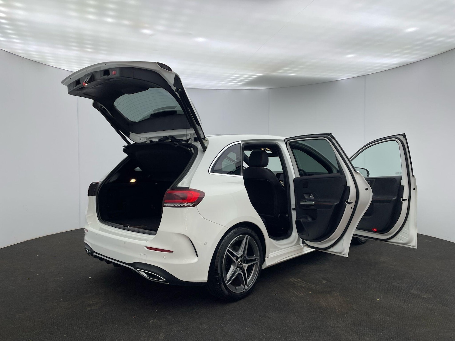 Used Mercedes-Benz B Class 2019 for sale - 77015913: Photo 12