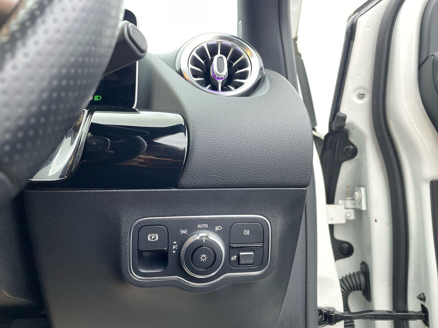 Used Mercedes-Benz B Class 2019 for sale - 77015913: Photo 24