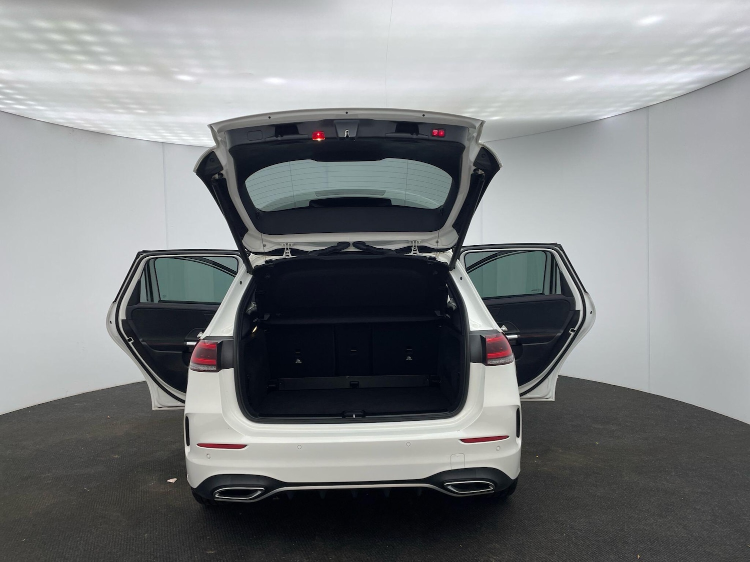 Used Mercedes-Benz B Class 2019 for sale - 77015913: Photo 32