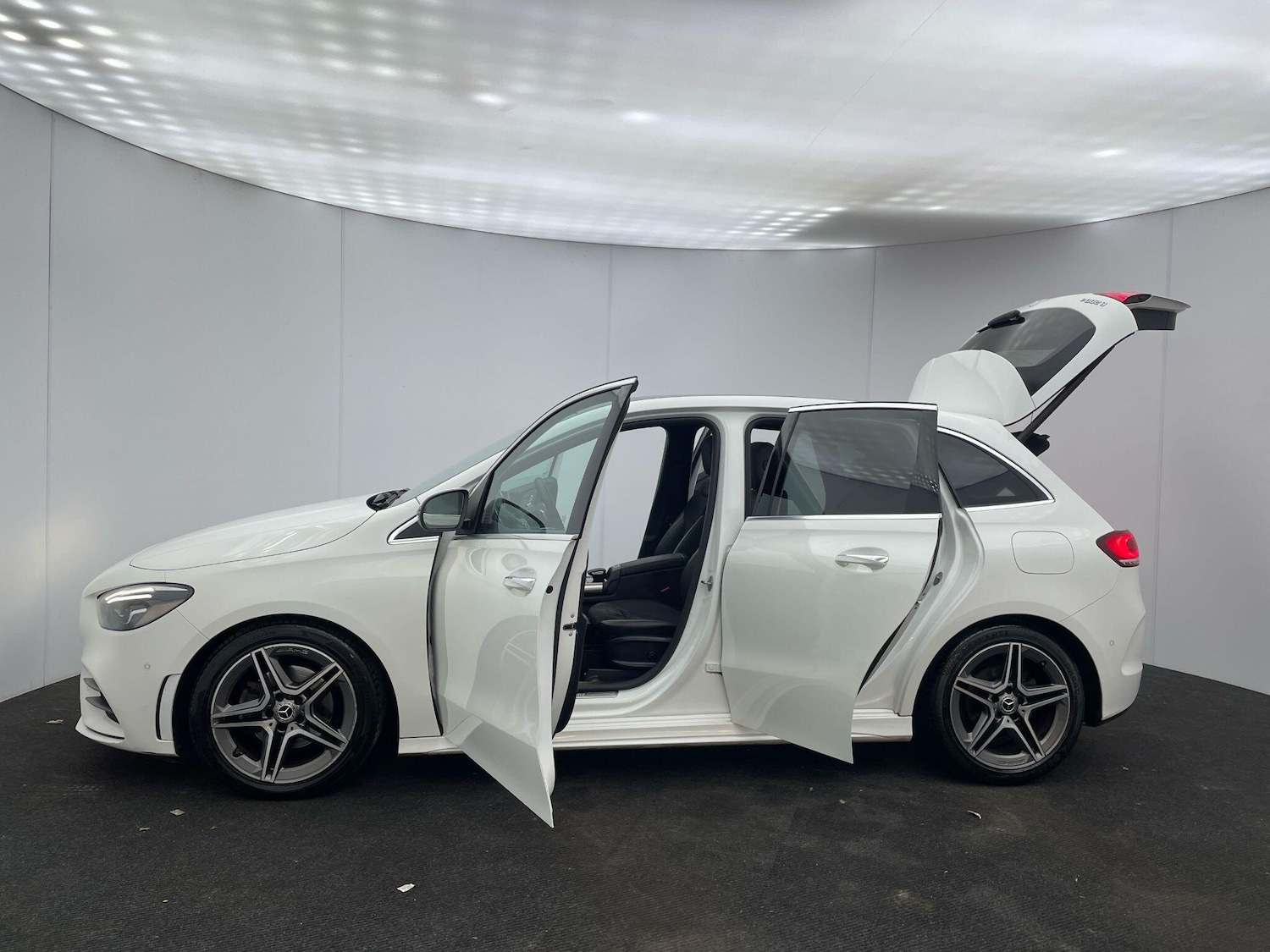 Used Mercedes-Benz B Class 2019 for sale - 77015913: Photo 8