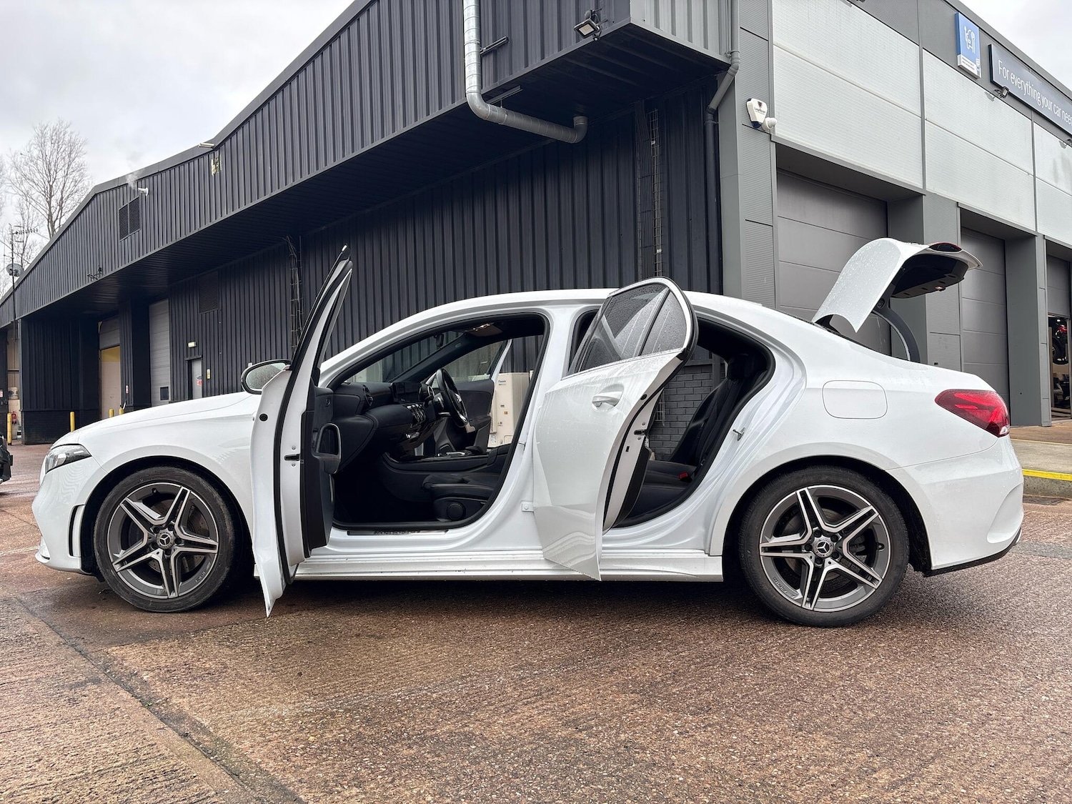 Used Mercedes-Benz A-Class 2021 for sale - 77376179: Photo 34