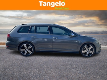 Used Volkswagen Golf 2017 for sale - 77957353: Photo