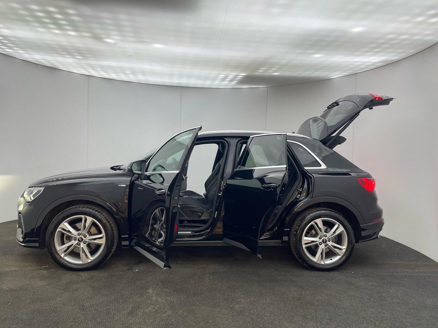 Used Audi Q3 2022 for sale - 77537741: Photo 40