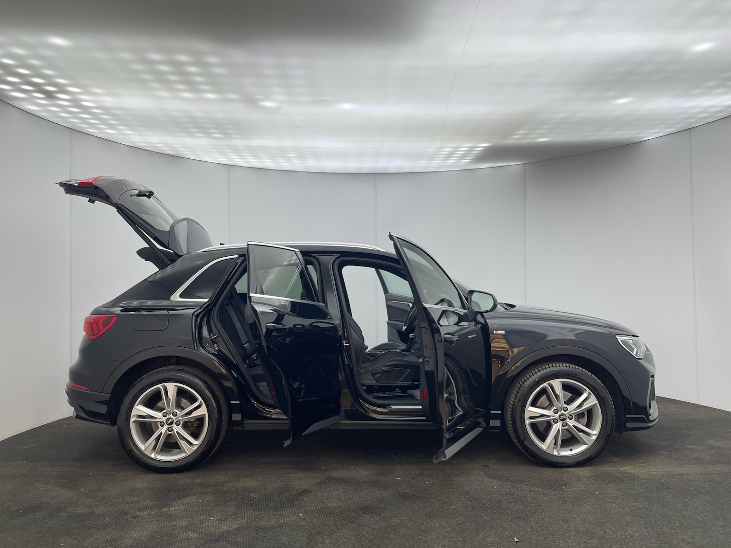 Used Audi Q3 2022 for sale - 77537741: Photo 44