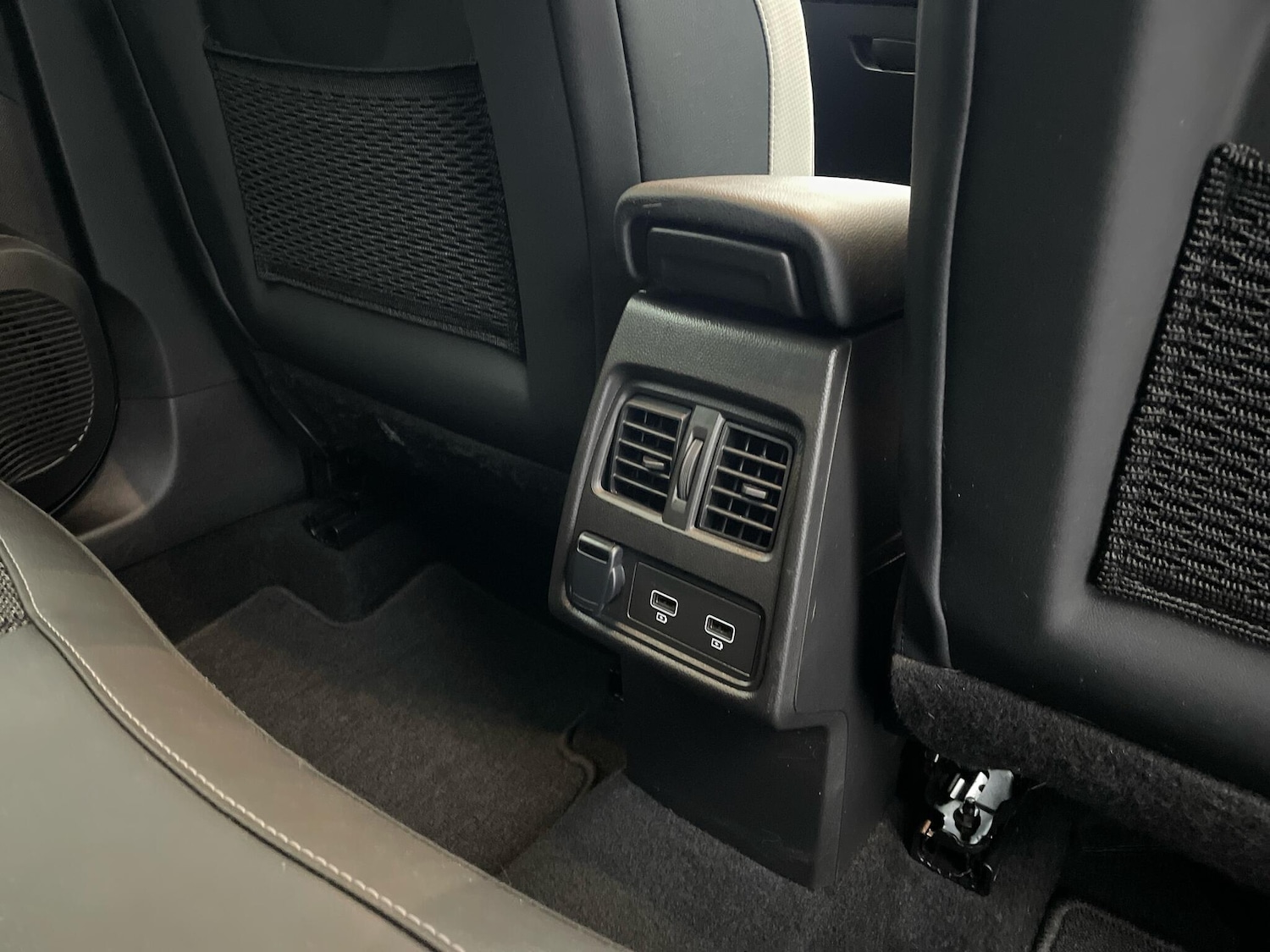 Used Renault Captur 2022 for sale - 76644633: Photo 15