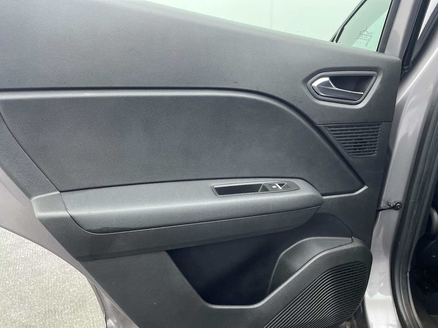 Used Renault Captur 2022 for sale - 76644633: Photo 16