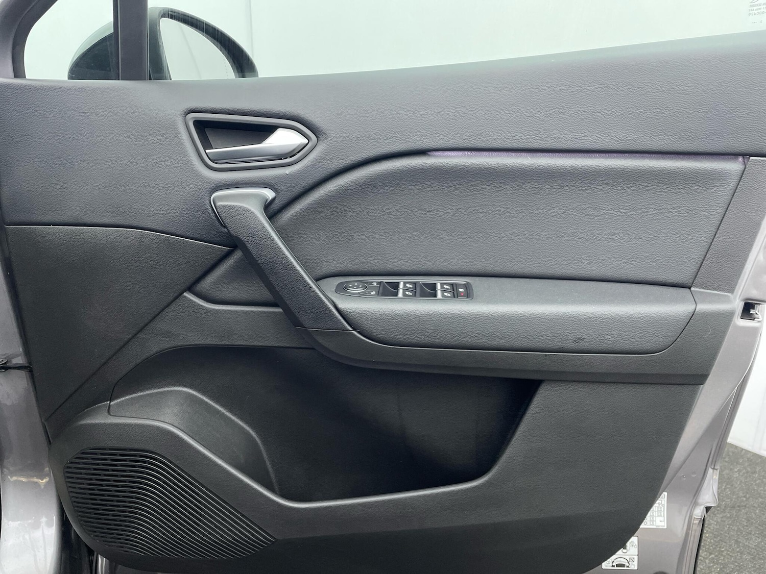 Used Renault Captur 2022 for sale - 76644633: Photo 18