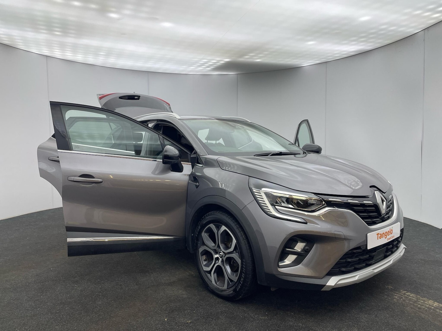Used Renault Captur 2022 for sale - 76644633: Photo 38