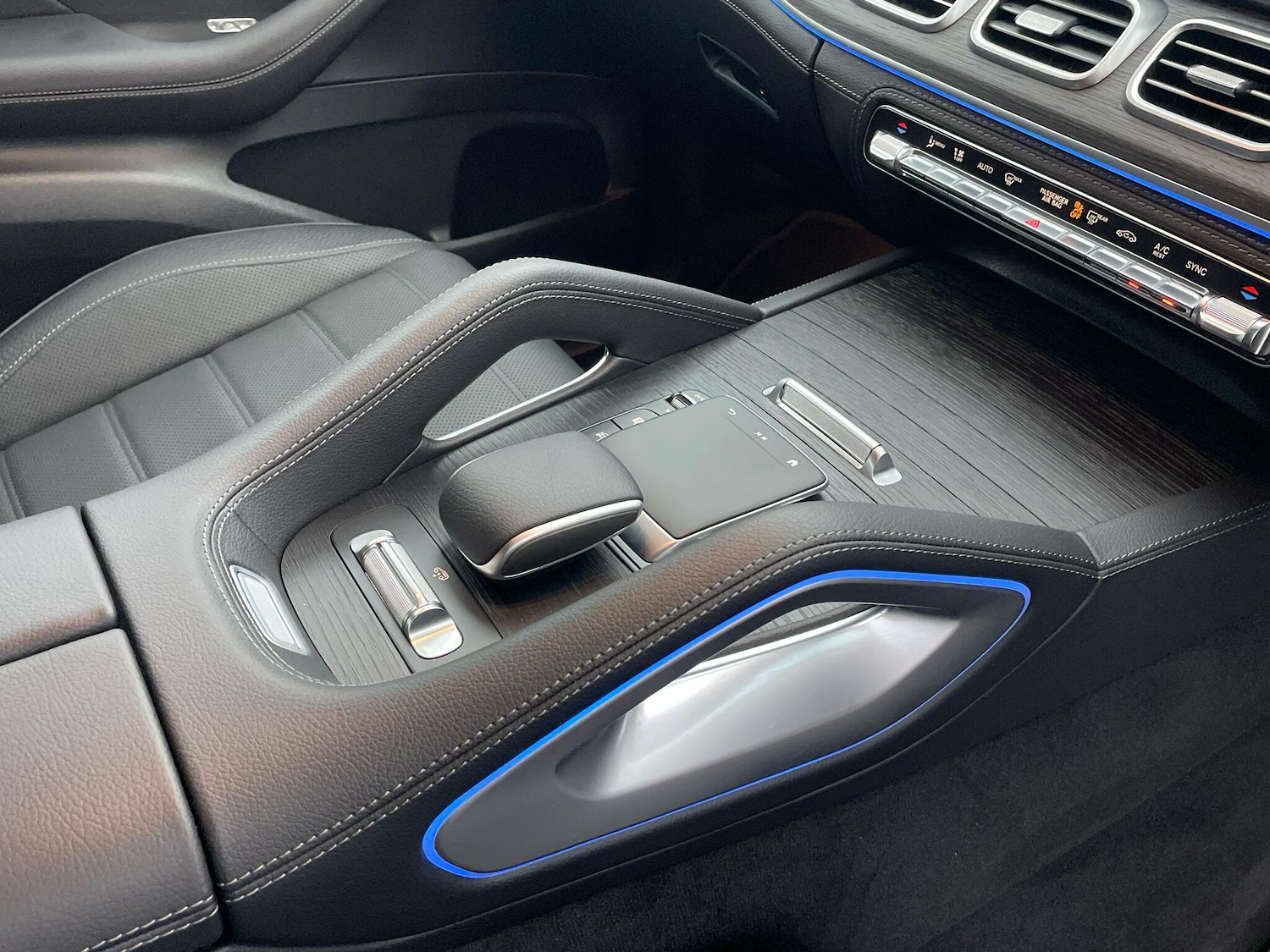 Used Mercedes-Benz GLE 2025 for sale - 77537515: Photo 8