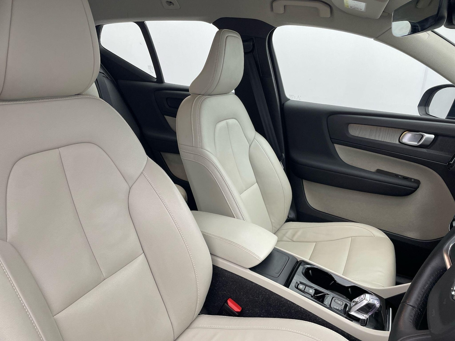 Used Volvo XC40 2021 for sale - 76499229: Photo 22