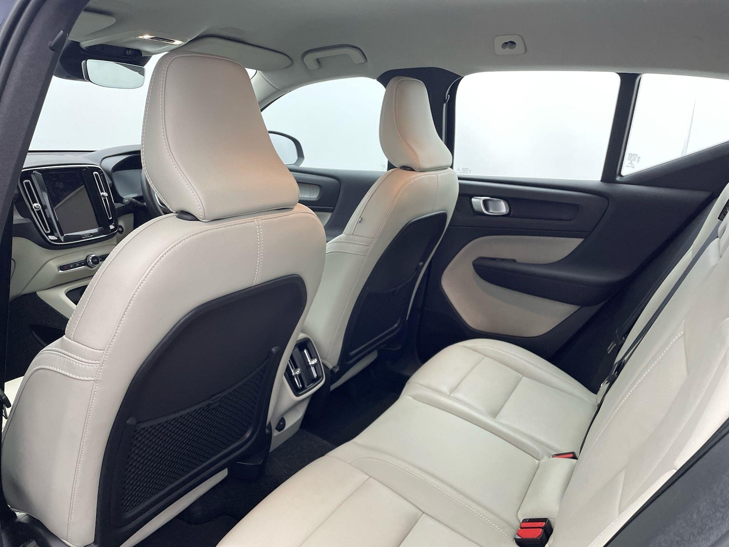 Used Volvo XC40 2021 for sale - 76499229: Photo 25