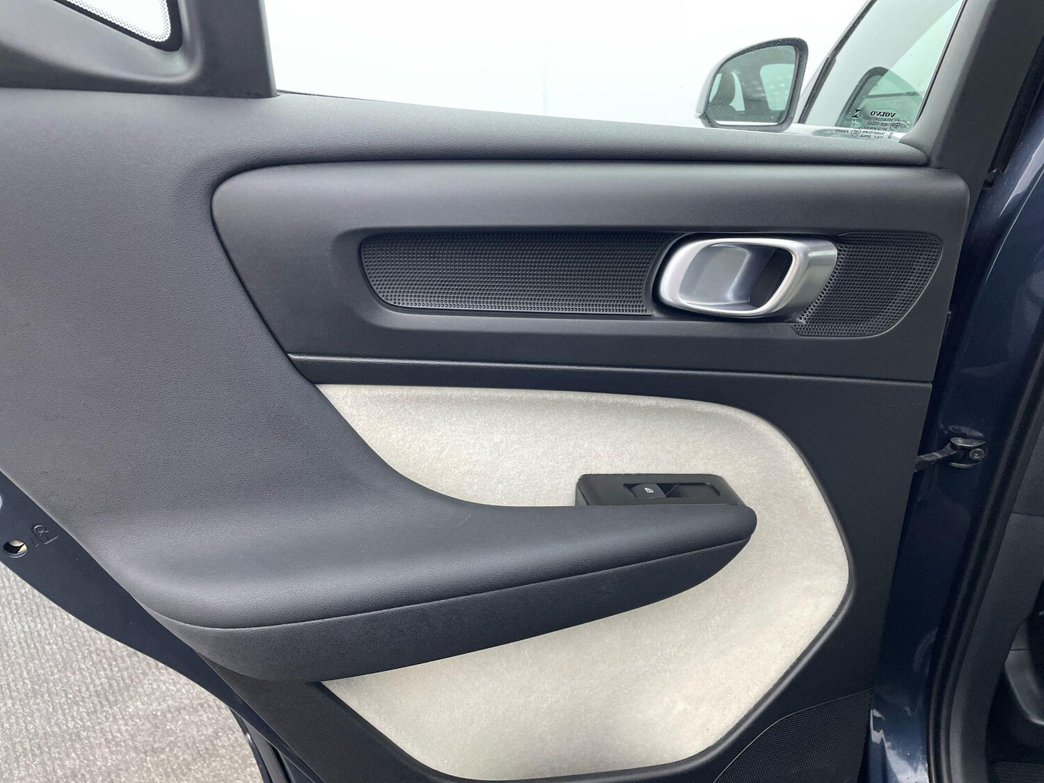 Used Volvo XC40 2021 for sale - 76499229: Photo 31