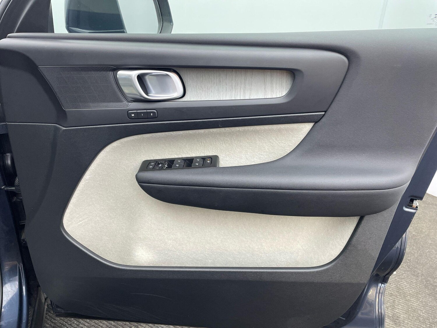 Used Volvo XC40 2021 for sale - 76499229: Photo 32